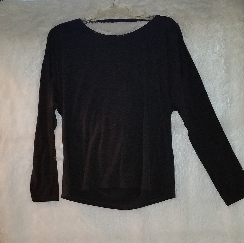 🎆Propel Deep Draped Back Top - Picture 4 of 7